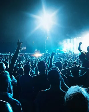 Greta Van Fleet, The Kooks & Luna Li